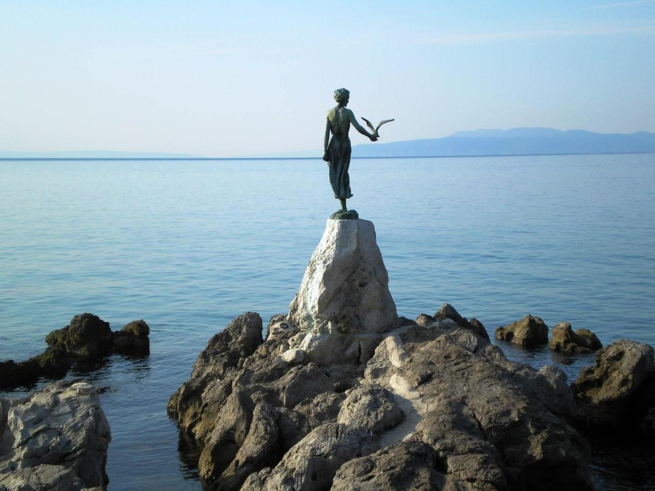 Appartement Apt Tennis Prime Location, Parking, Near Beach, Self Check-In à Opatija Extérieur photo
